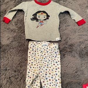 Baby Gap DC Wonder Woman PJ Set Size 6-12 Months Excellent Condition!